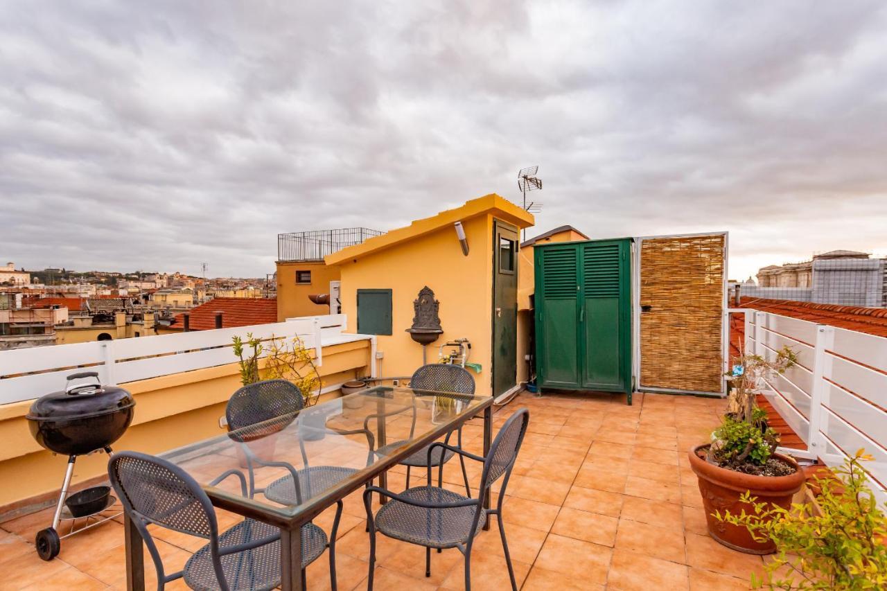 Apartamento Skyline Penthouse With Private Rooftop *