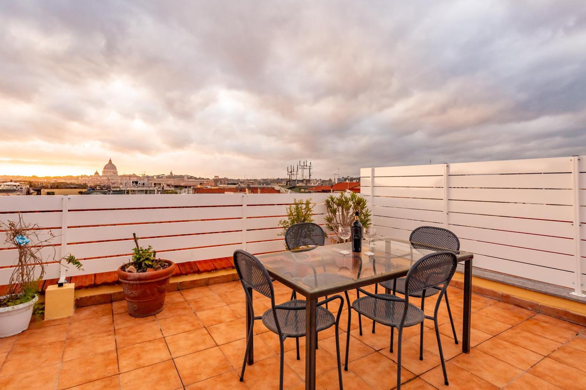 Skyline Penthouse With Private Rooftop Apartamento